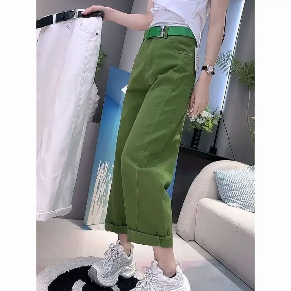 

Новые повседневные джинсовые брюки для женщин на весну-лето 2026: зеленые, из хлопка, с эффектом потертости, укороченные (7/8), с высокой талией, эластичные, свободные и универсальные.