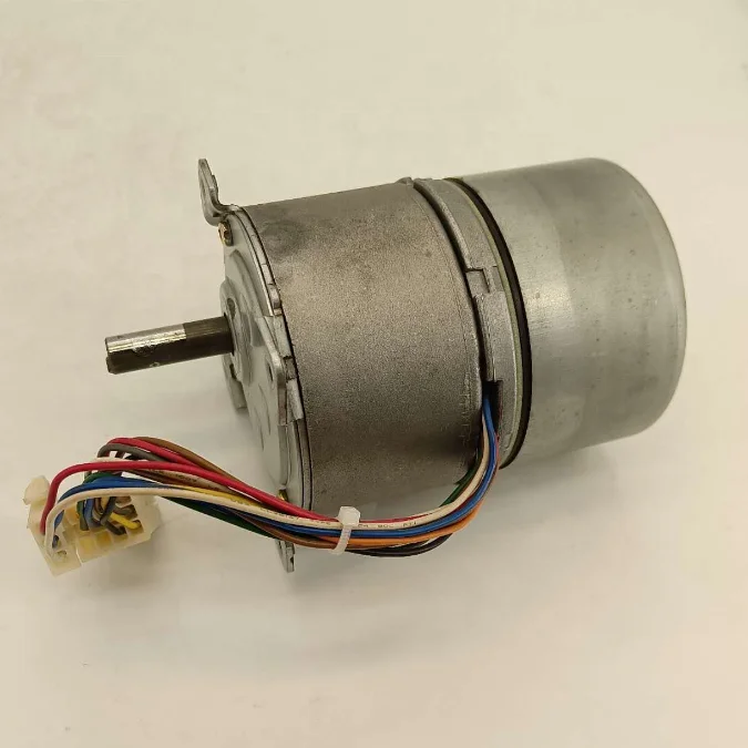 

Screen Karana FT-R5055 Processor LD-M1090 Brushless DC Motor Type BOG08A302F60 24V 53W Used in Good Condition Available in Stock