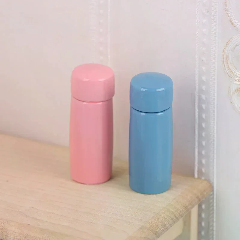 แก้วน้ำเก็บความร้อนจิ๋วสำหรับบ้านตุ๊กตา 1/12 อุปกรณ์ตกแต่งฉากเล่นอาหารสำหรับบ้านตุ๊กตา