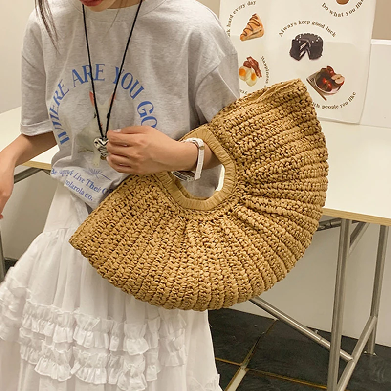 Moon Bag Beach Vacation Grass Bag Vine Weaving Handbag Womens Bag Summer Woven Straw Bag Large Capacity Shoulder Shopper Totes