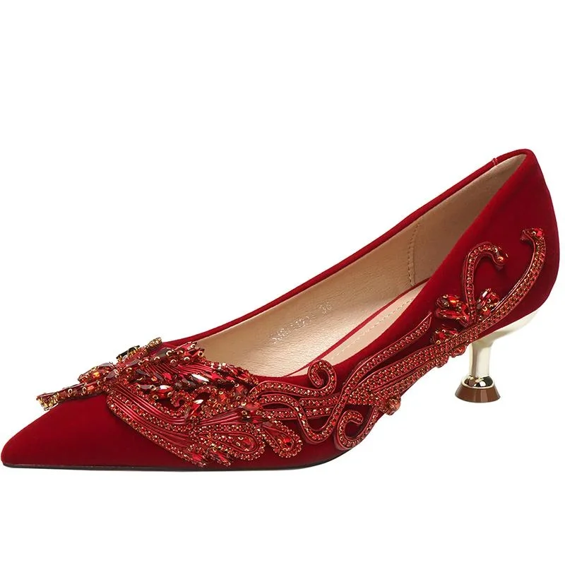 여성을위한 결혼식 신발 Xifu 중국어 Hanfu 스타일 여성 하이힐 여름 지적 발가락 새로운 크리스탈 다이아몬드 장식 신부 신발