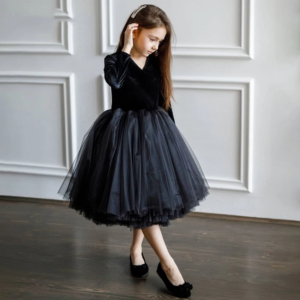 Simple V-neck Long Sleeves Flower Girl Dresses Tea Length Black Kids Prom Dress A-line Velour Birthday Party Gown