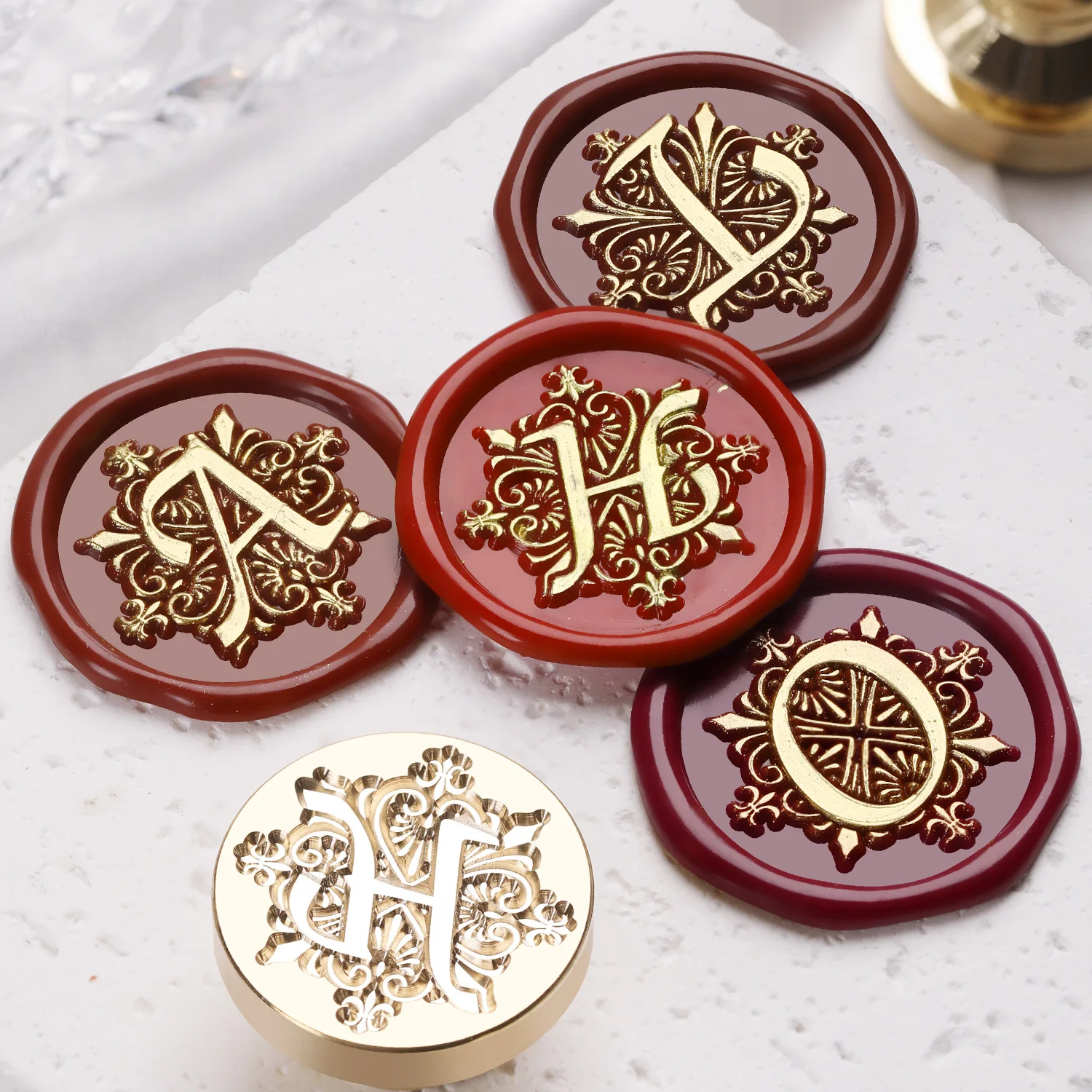 Vintage 26 Alphabets A-Z  Initial Letter Wax Sealing Stamp Brass Head DIY Scrapbooking for Gift Wrap Wedding Card Envelope Decor