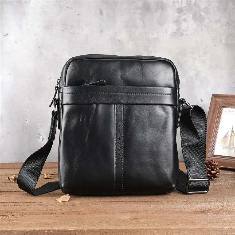 New leather men's one-shoulder tablet computer bag retro oil wax first layer cowhide messenger bag Business Casual Personality