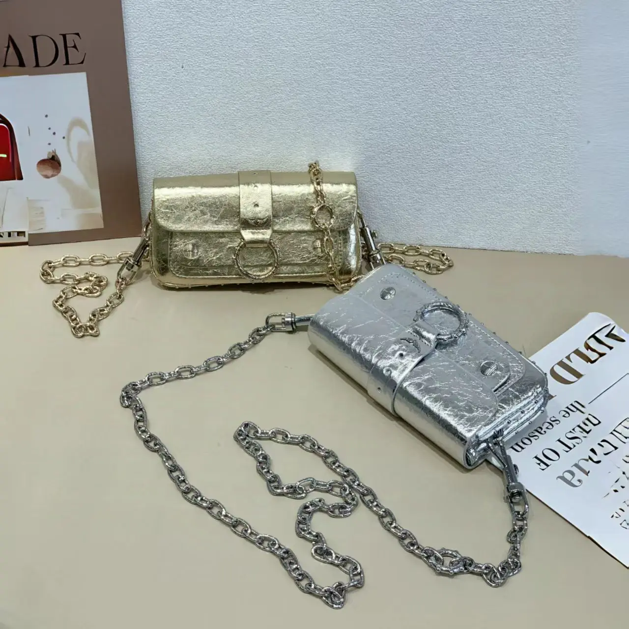 ZV-Mini bolso de hombro con cadena para mujer, estilo transfronterizo, Material PU, hebilla magnética, dureza media, combina con el uso diario