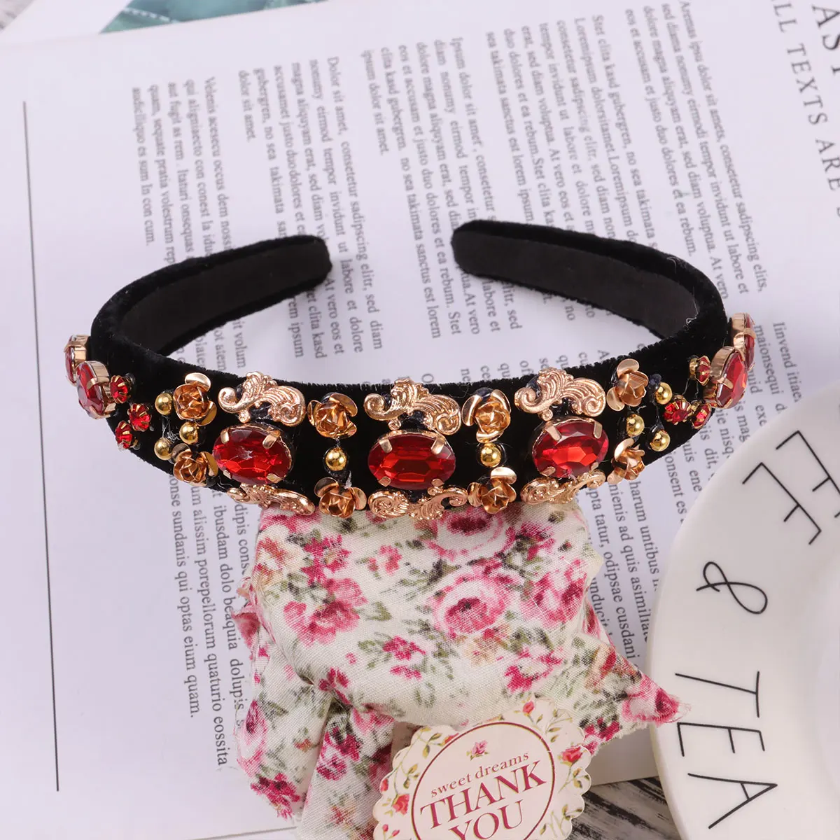 

Diamond Headdress Lightweight Alloy Hair Band Wide Masquerade Party Costume Headwear Beaded Festival Gift for Women Girls
