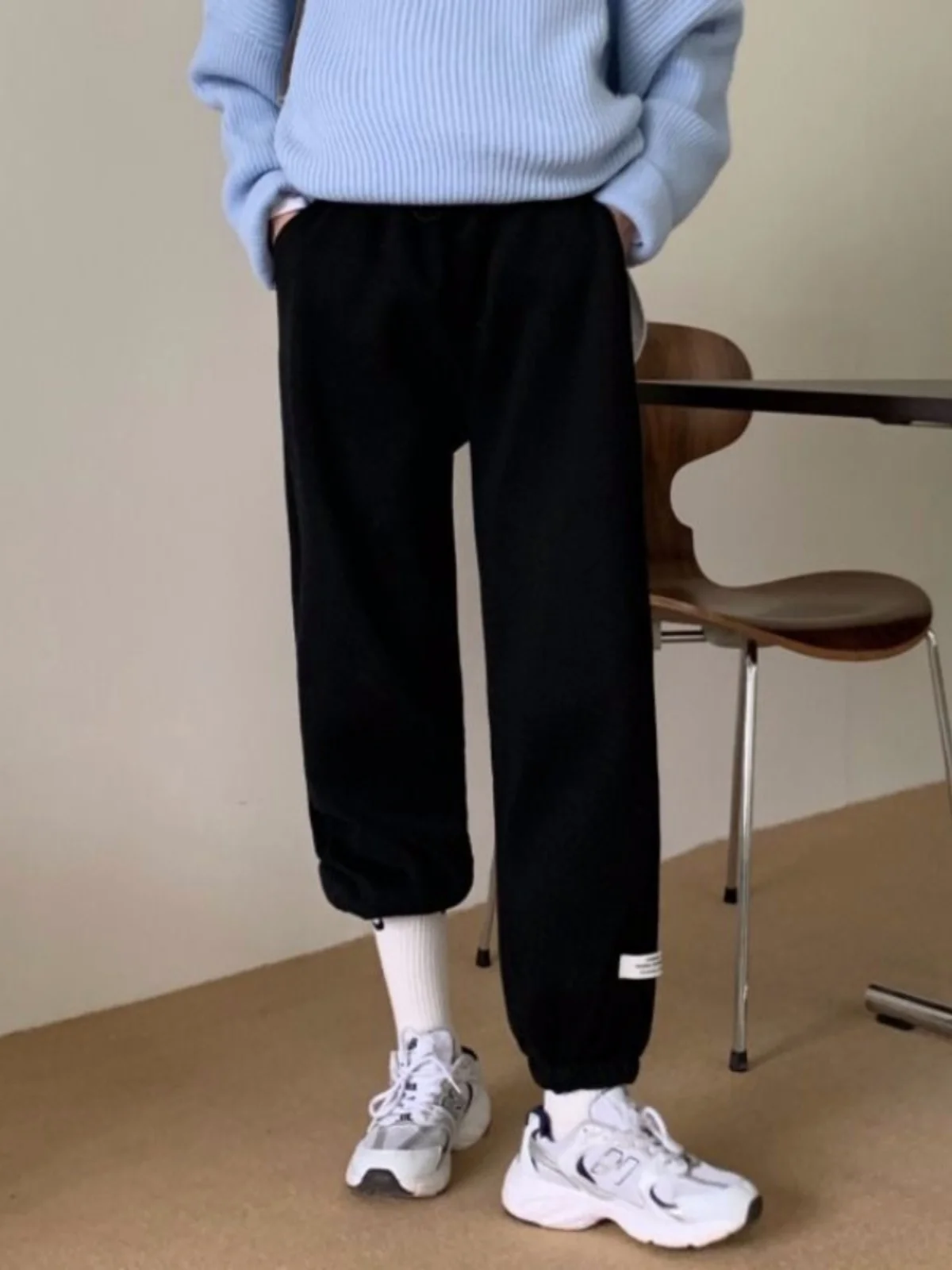 Women's Fleece Lined Straight Leg Casual Pants High Waist Trousers Autumn Winter New Style Cuffed Sweatpants Comfortable Fit