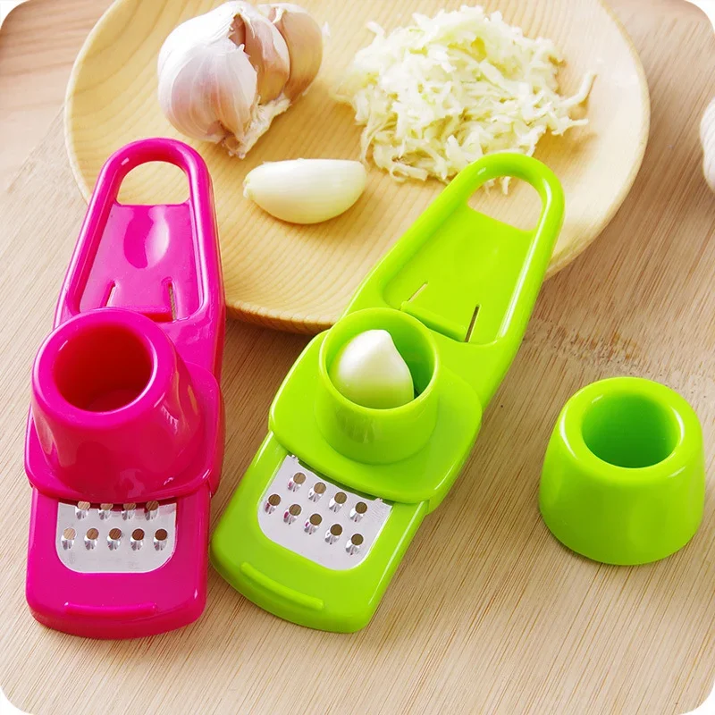 1PC Multifunctional Garlic Grinder Creative Press Kitchen Garlic Puree Pound Garlic Masher Manual Mini Grater Small Tool