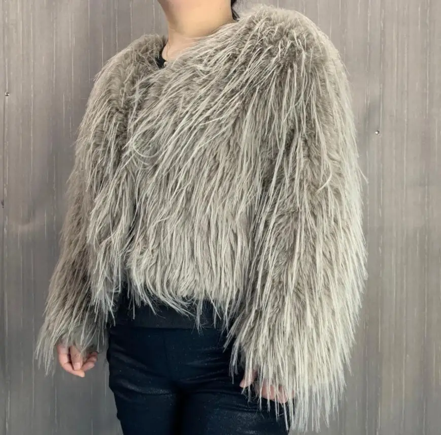 Women's Fashion Artificial Fur Coat Super Warm Autumn and Winter Women's Short artificial fox fur raccoon fur fluffy jacket High