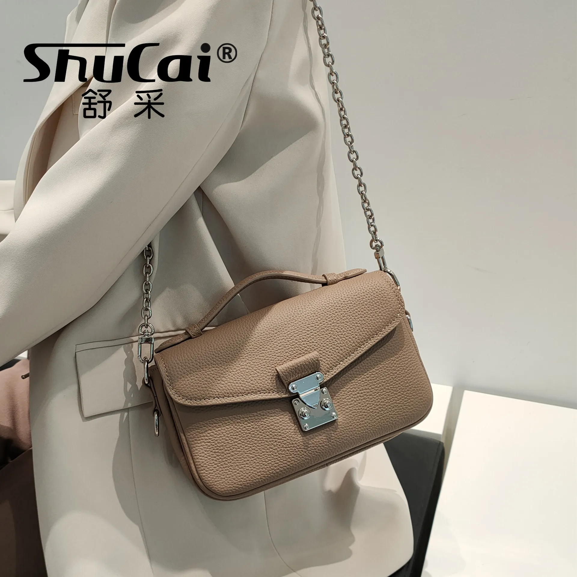 Genuine leather small square chain bag fashion commuter handheld single shoulder crossbody bag head layer cowhide soft leather