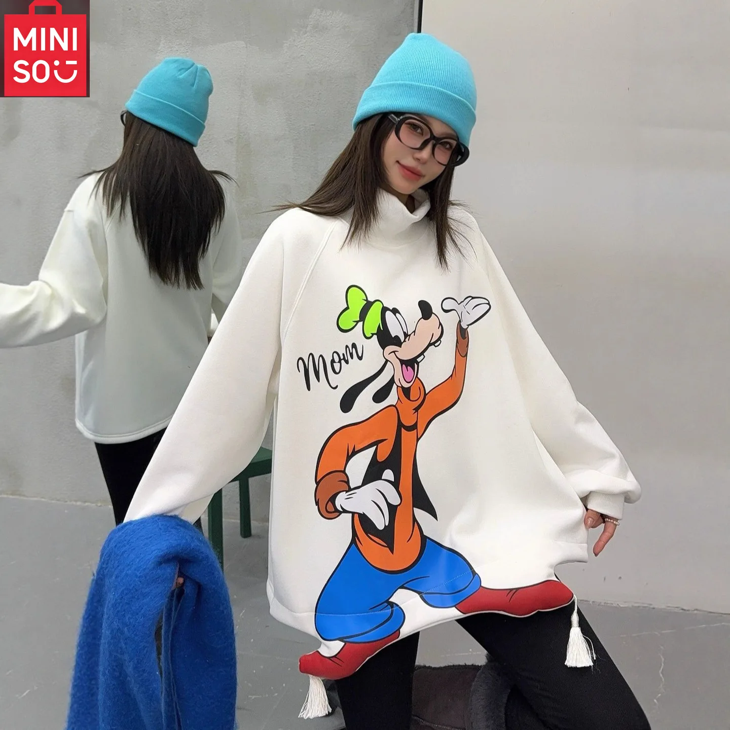 MINISO خريف/شتاء جديد هوديي المرأة الأمريكية الكبيرة الكرتون المطبوعة فضفاضة ومتعددة الاستخدامات بالإضافة إلى المخملية الدافئة أعلى عارضة #1