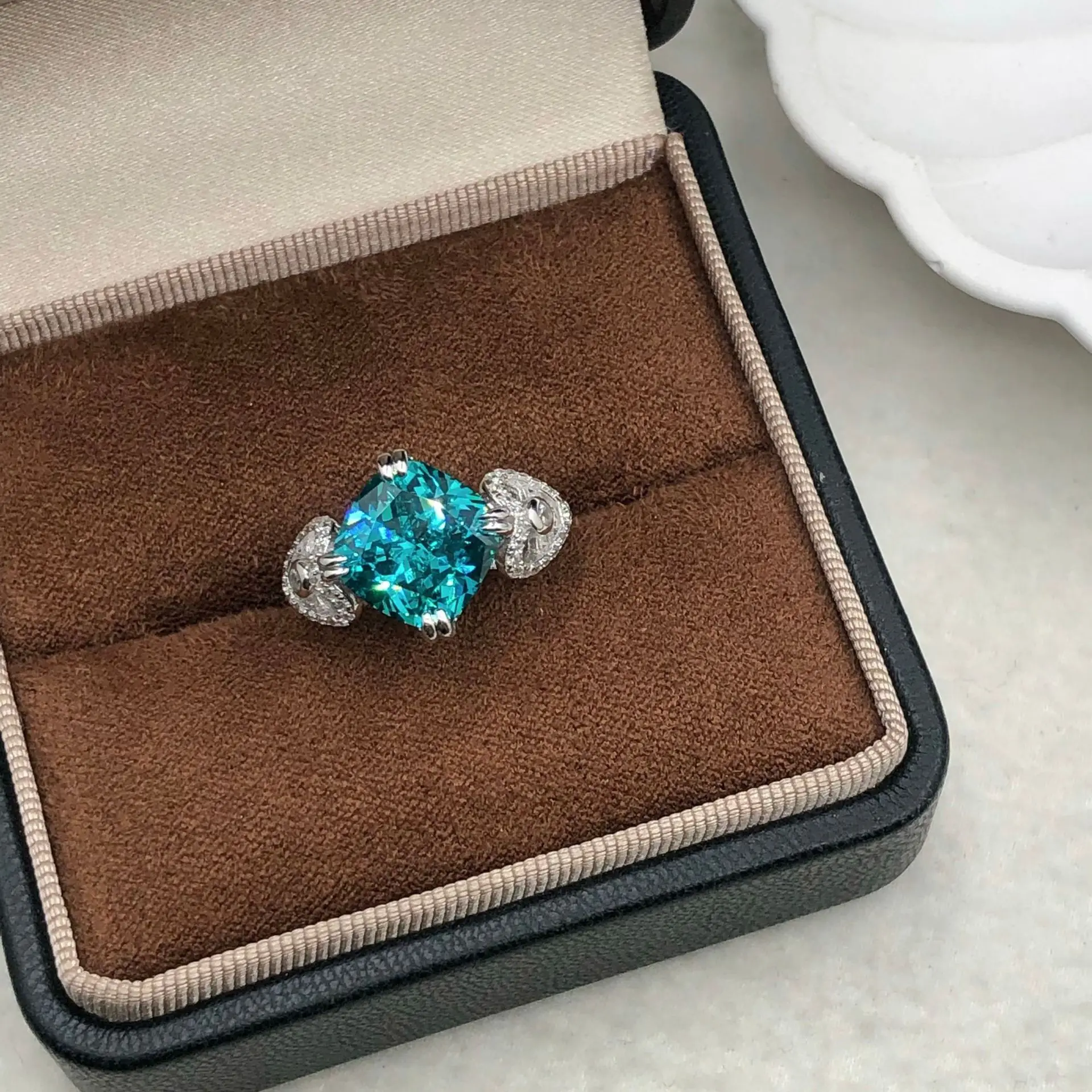 

PT950 Paraiba Cushion Cut 5ct Ring Women Colored Gemstone Jewelry Niche Design Platinum Luxury Factory Directjewelry for women