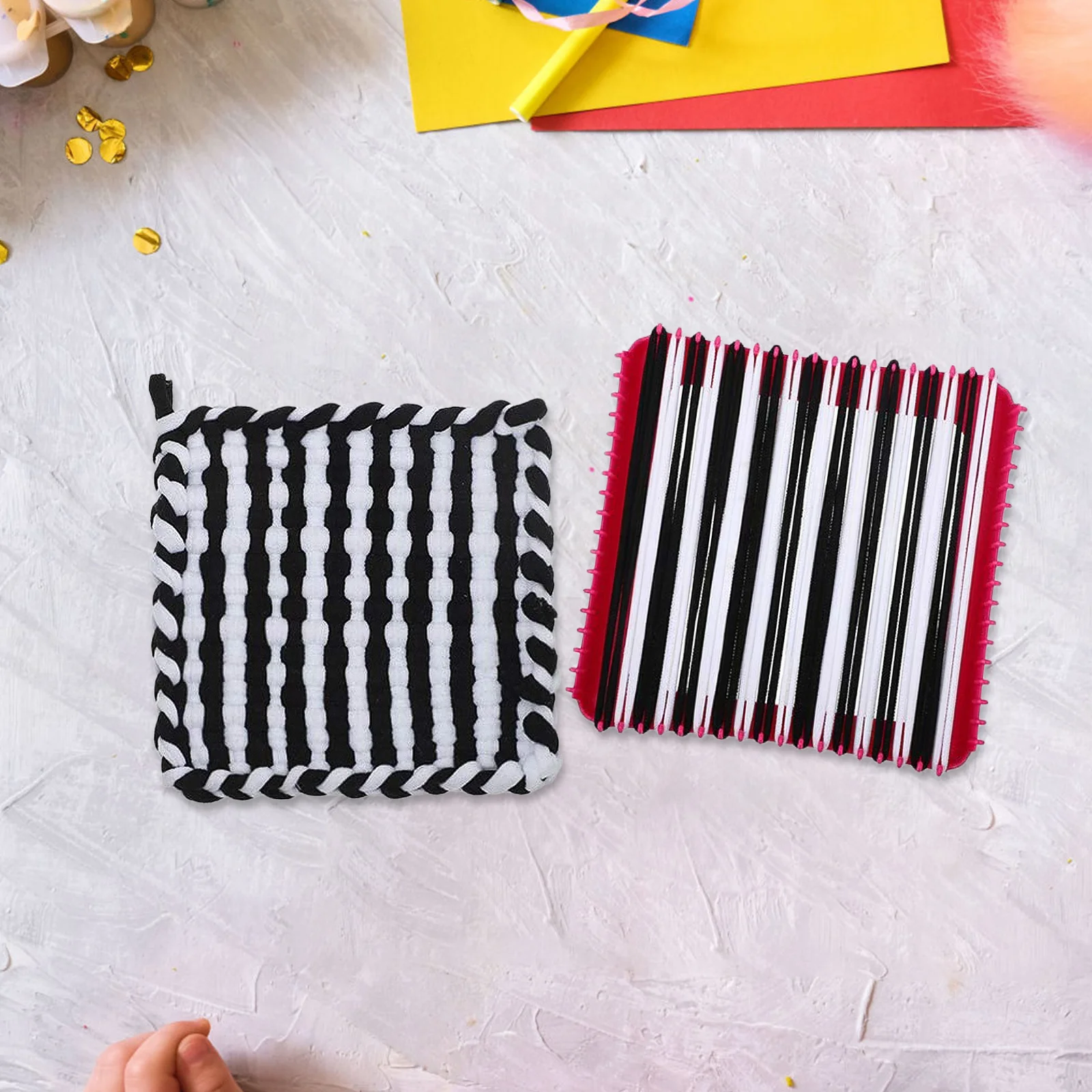 

192Pcs Pot Holder Loom Kit Acrylic Elastic Bands DIY Craft Supplies Loom Set Potholder Weaving Accessories