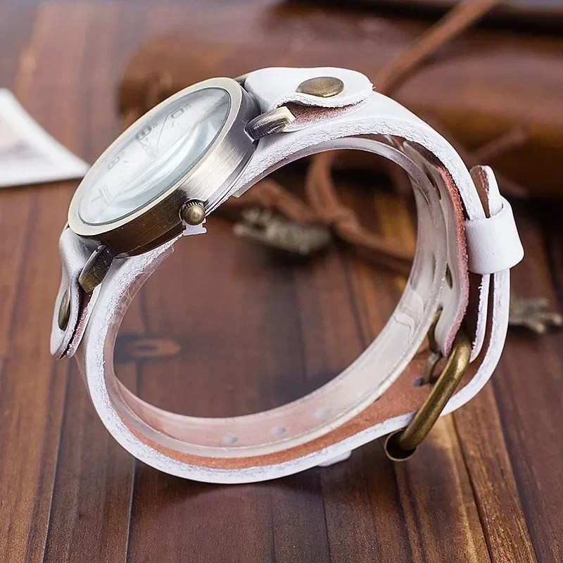 2024 Vintage Cow Leather Bracelet Watch Women Men WristWatches Casual Luxury Quartz Watch  Hot Selling Watches