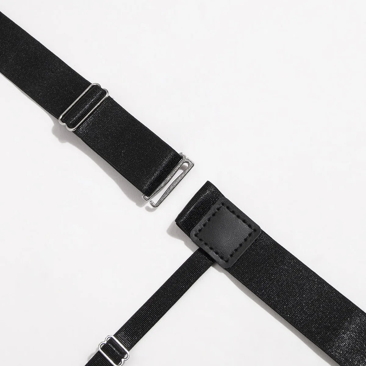 2 buah sabuk tetap kemeja pria dengan klem pengunci kaus elastis dapat diatur pemegang kemeja garter tali Suspender paha kaki