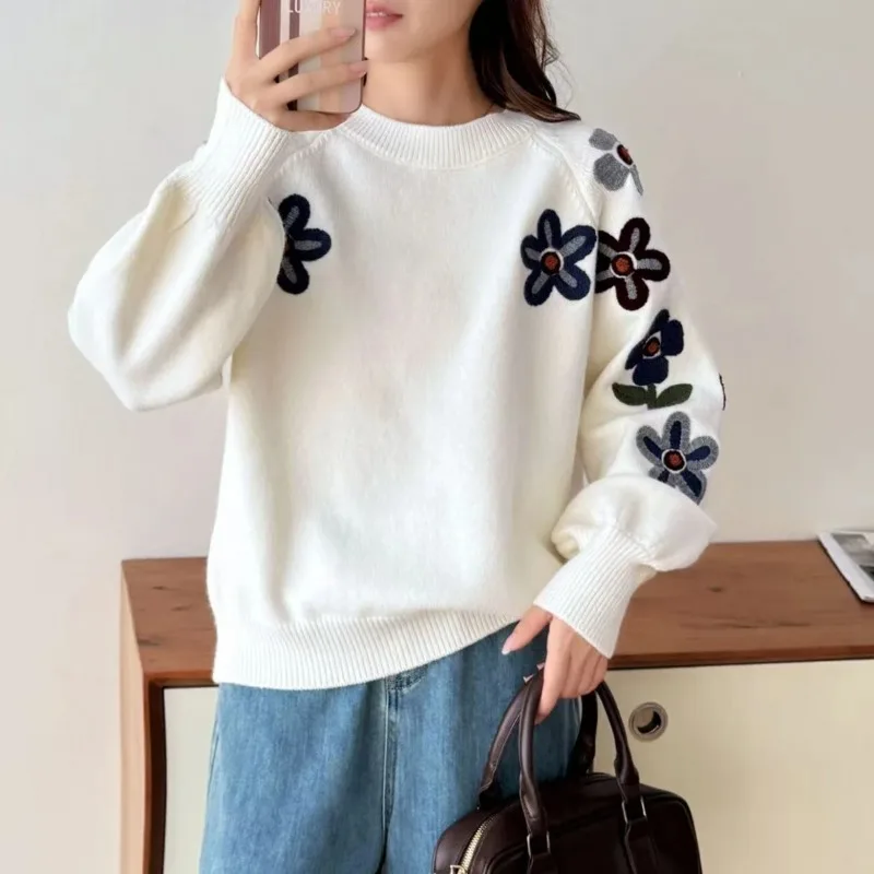 

Осень-зима, новый французский ретро свитер с тяжелой вышивкой и цветочным принтом, женский внутренний топ, милая вязаная нижняя рубашка