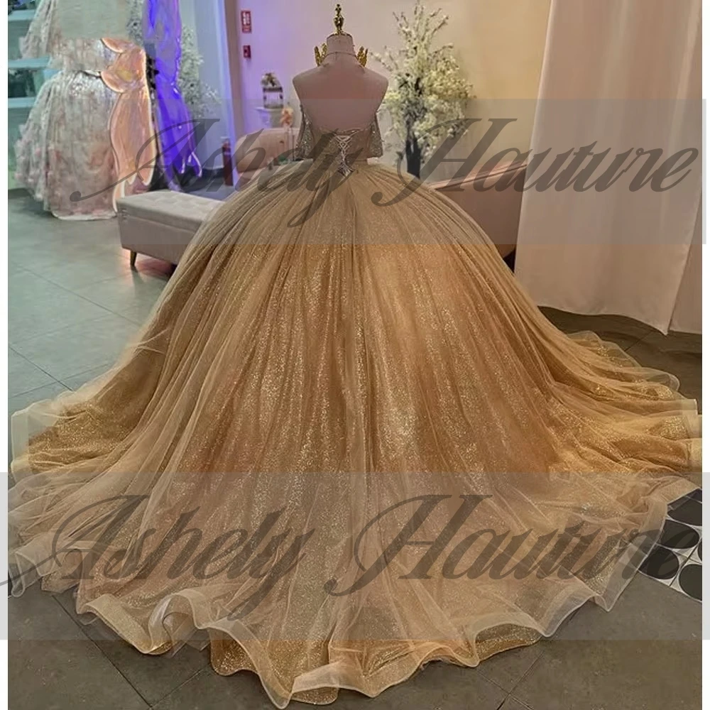 Dostosowane złote sukienki na quinceanerę Off Shoulder Crystal Sweep Train Women Prom Party Dress Vestido De xv Anos Sweet 15 16 Girl