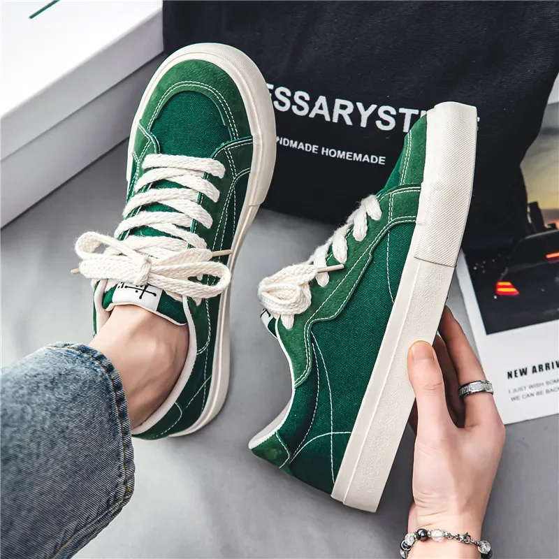 Men Skateboarding Shoes Canvas Thick Bottom Platform Shoes Comfortable Breathable Vulcanized Shoes Casual Sneakers Student Shoe