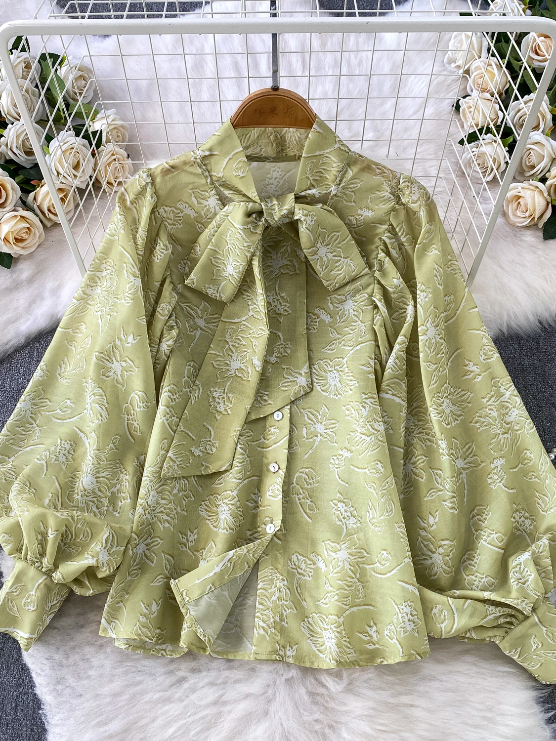 Sweet  Knot V-Neck Lantern Sleeve Chiffon Shirt Women's Loose Slimming Print Outerwear Summer Commute Style Korean V...