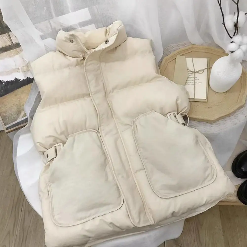 

Легкий хлопковый жилет для женщин. Удобный женский жилет с карманами. Стильный женский жилет-пуховик с капюшоном и молнией на зиму.