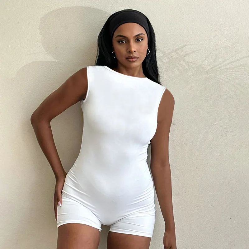 จั๊มพ์สูทลำลองแฟชั่นฤดูร้อนแบบใหม่ ตัดต่อสีพื้น แขนกุด เปิดหลัง สไตล์ยุโรป กางเกงขาสั้น