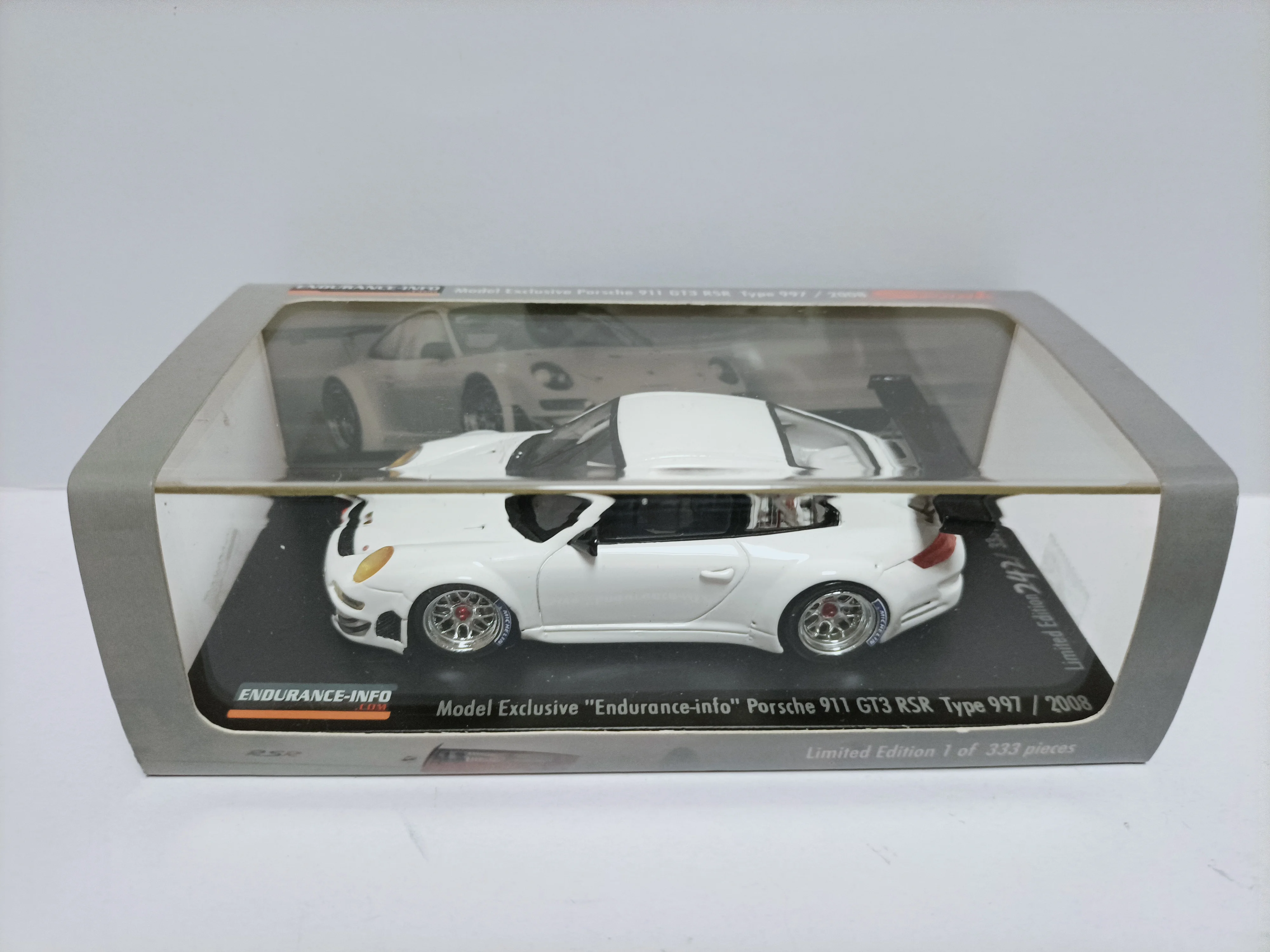 سبارك 1 43 بورش سيارة رياضية معدلة موديل 911 997 GT3 RS Endurance-info #1