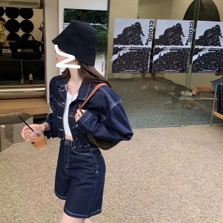 

Стильная короткая джинсовая куртка женская, весна-лето, тонкая, повседневная, на пяти пуговицах, приталенная, модная, трендовая верхняя одежда