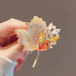 Luxury Crystal Zircon Maple Leaf Brooch For Women Shiny Rhinestone Tulip Flower Brooches Pin Banquet Wedding Party Charm Jewelry