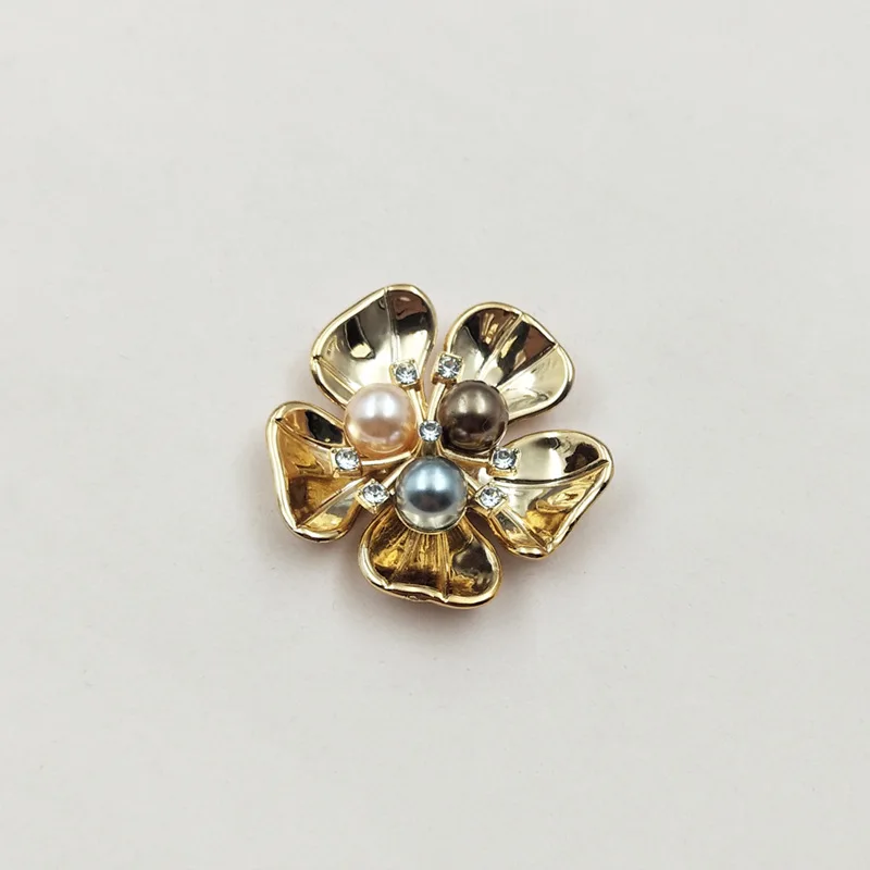 10Pcs/Lot 38mm*38mm Alloy Rhinestone Buttons Shell Pearl Flower Heart Jewelry Accessories Bride Bouquet Flower DIY Bag HairMater