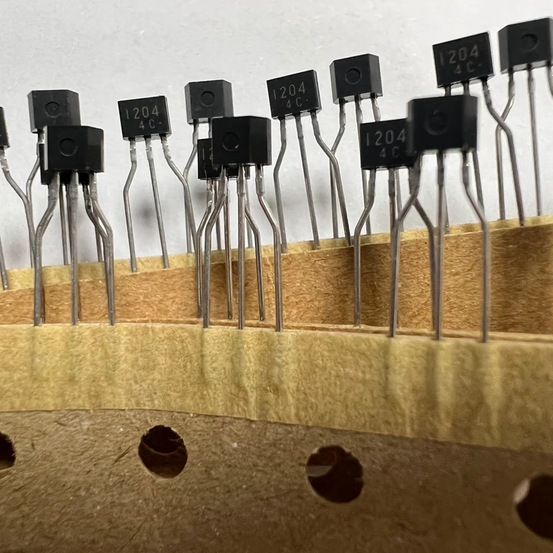 

10PCS/LOT TO-92 I204 SVC204 2N5247 C102M KRC102M N70 ICP-N70 ZTX108A T7045 PST7045 ZTX108