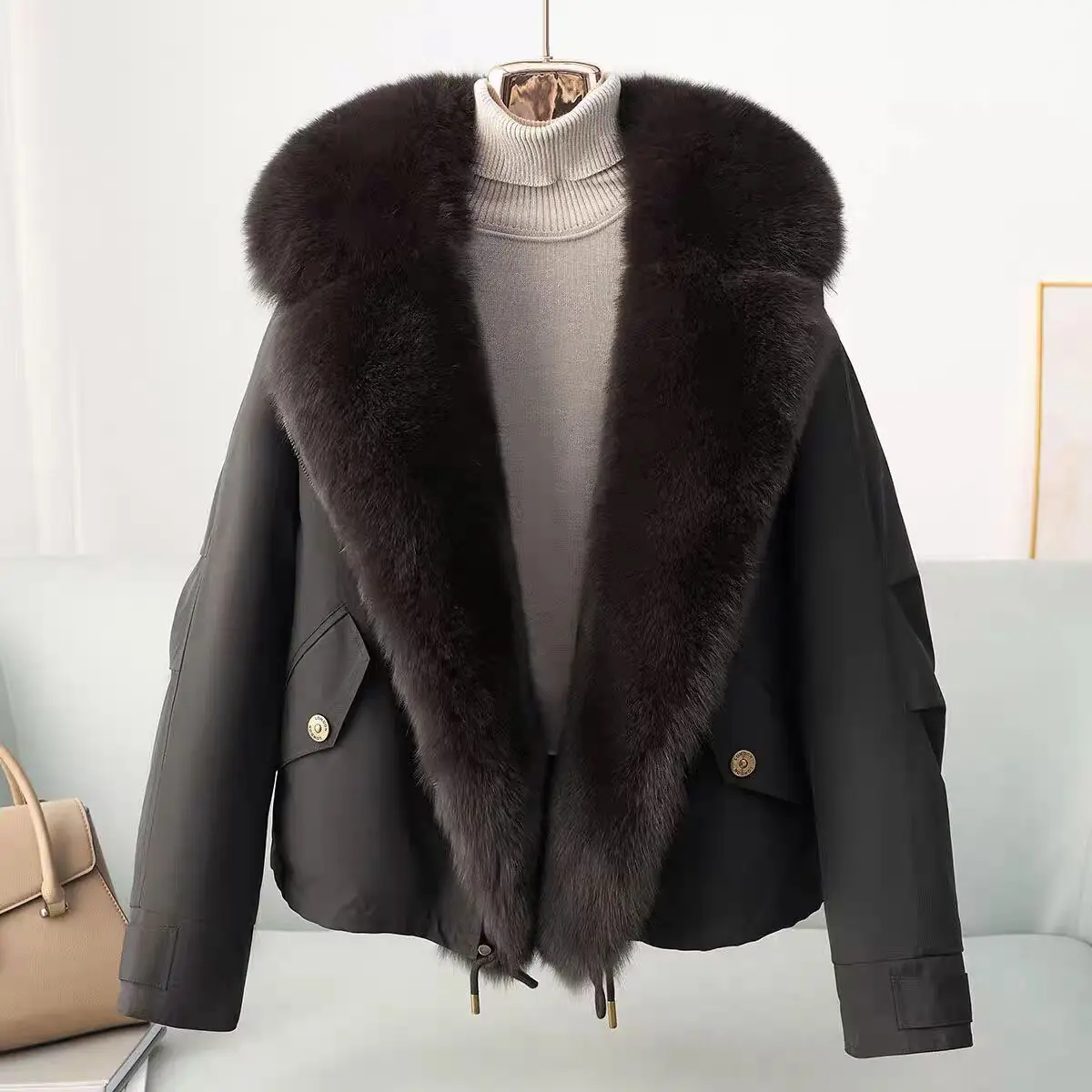 2026 Winter New High-End Large Fur Collar Tooling Down Cotton Women's Fashion Short Thickened Cotton-Padded Jacket Parka coat