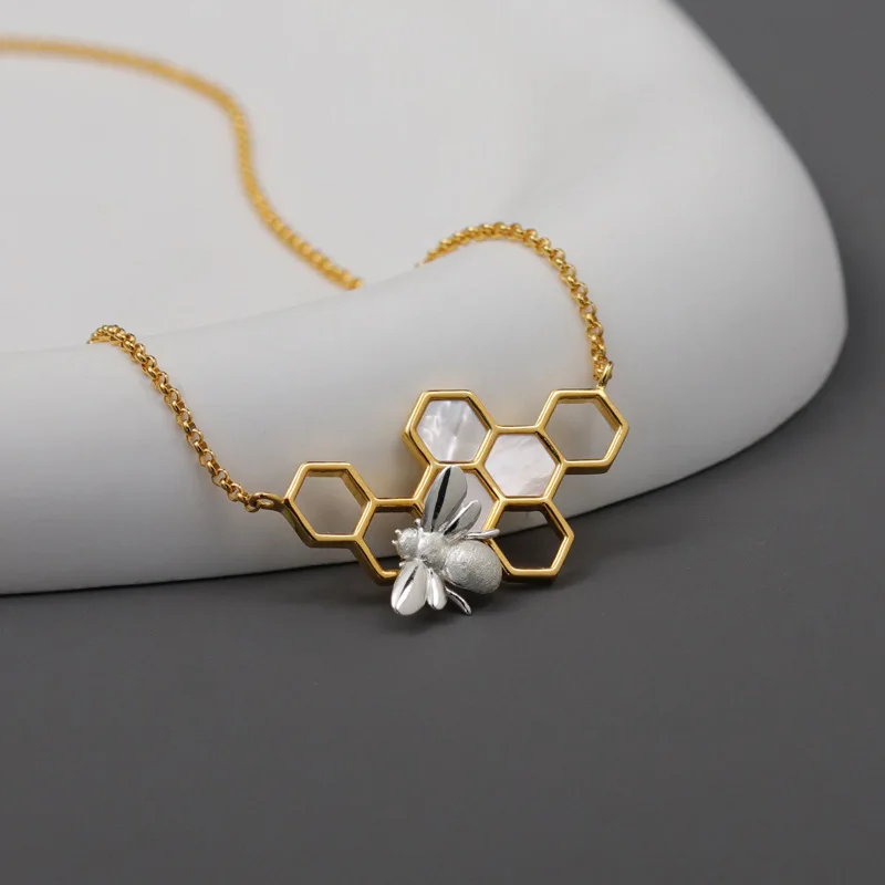 Miracle Sterling Silver 925 Inlaid White Shell Original Selection Gift Necklace Aesthetic Literary Beehive Niche Chain