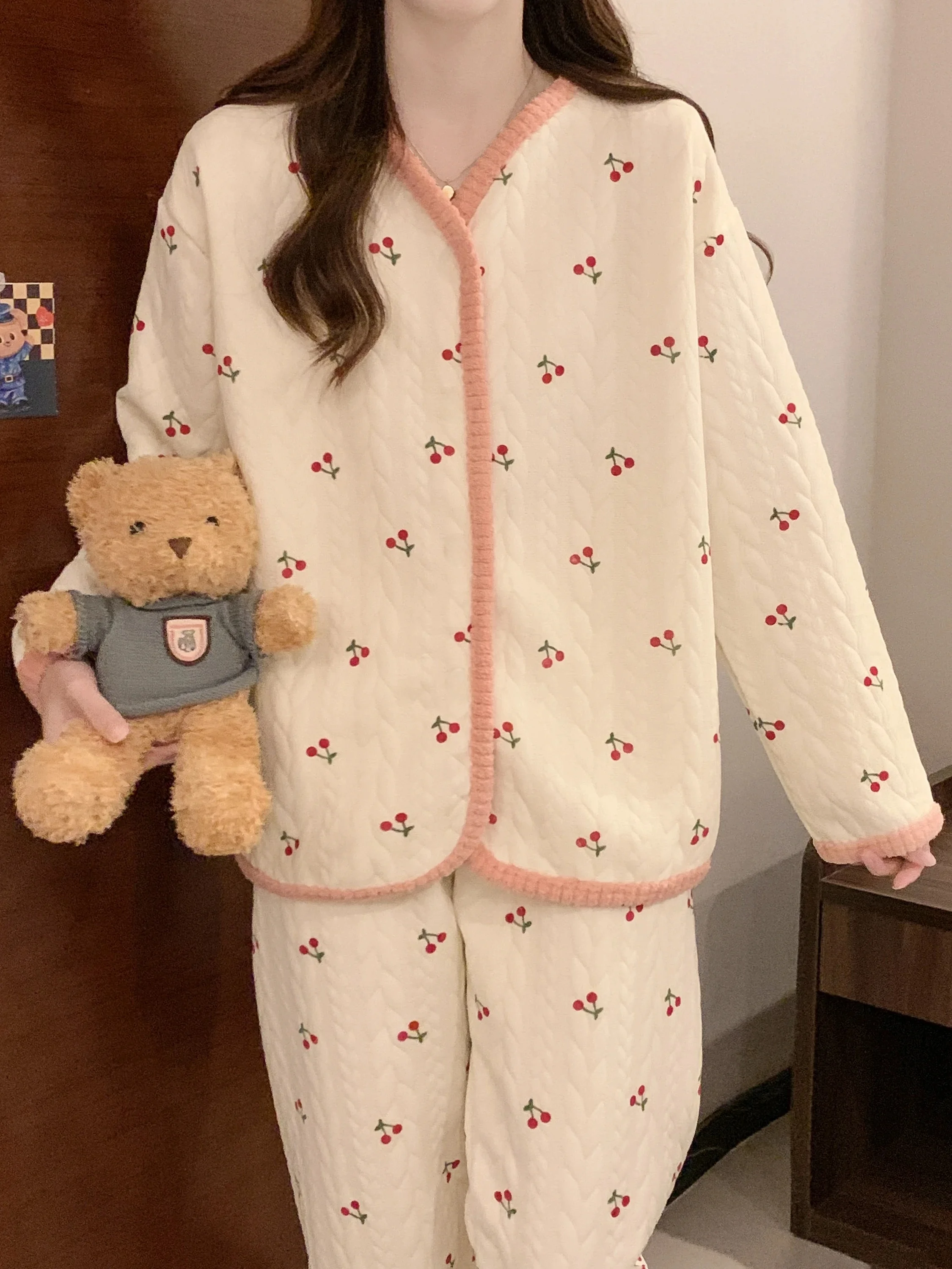 Sweet Lace Cherry Print Air Layer Cotton Sleepwear Set for Girls Autumn Winter Home Wear Warmth Retention Long Sleeve V-Neck 2