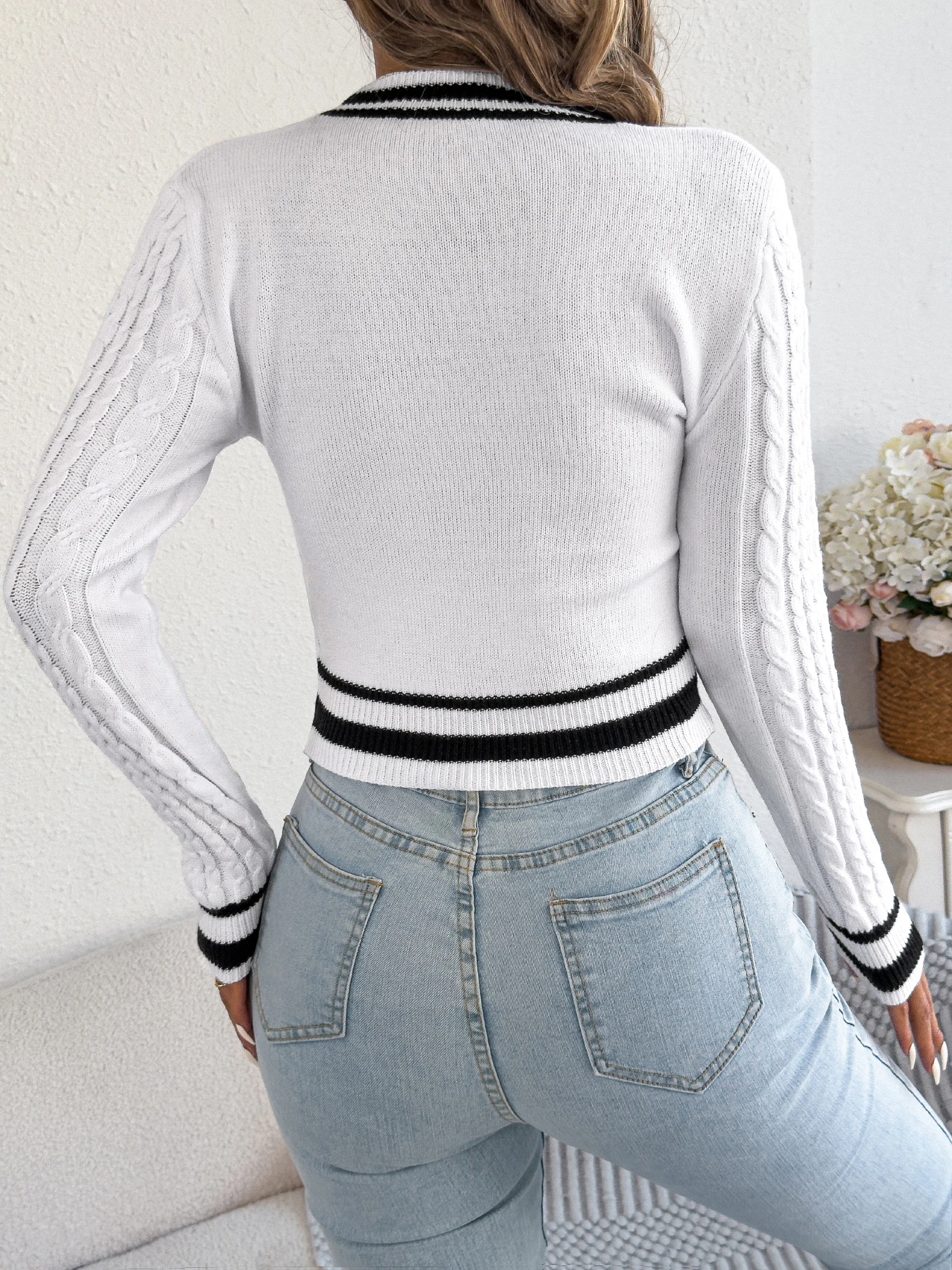Colorblock Cropped Sweater Crew Neck Long Sleeve Fitted Casual Fall Winter