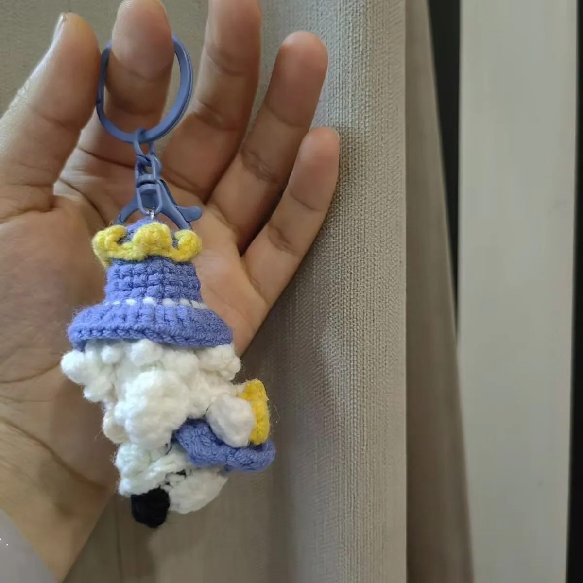 Bolas de caramelo gomosas hechas a mano "Genshin Impact, Funina", materiales de tejido de ganchillo, muñecas colgantes de lana diy, llaveros hechos a mano