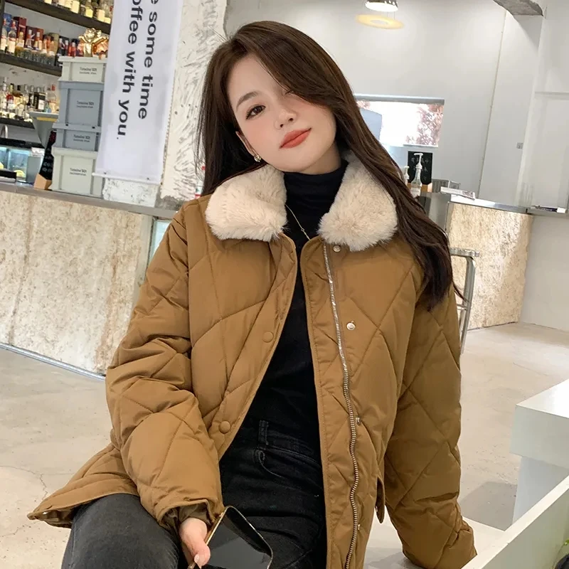 Nueva Chaqueta Acolchada Blanca para Mujer 2026 con Cuello de Borreguito, Cremallera Corta, Abrigo Cálido de Invierno, Ribete de Lana de Cordero, Parka Casual Holgada, Ropa Exterior