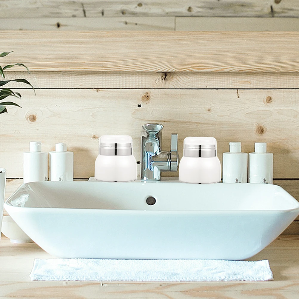 

Empty Lotion Bottle Large Capacity Acrylic Refillable Pump Container Multifunctional Airless Cream Storage for Skin