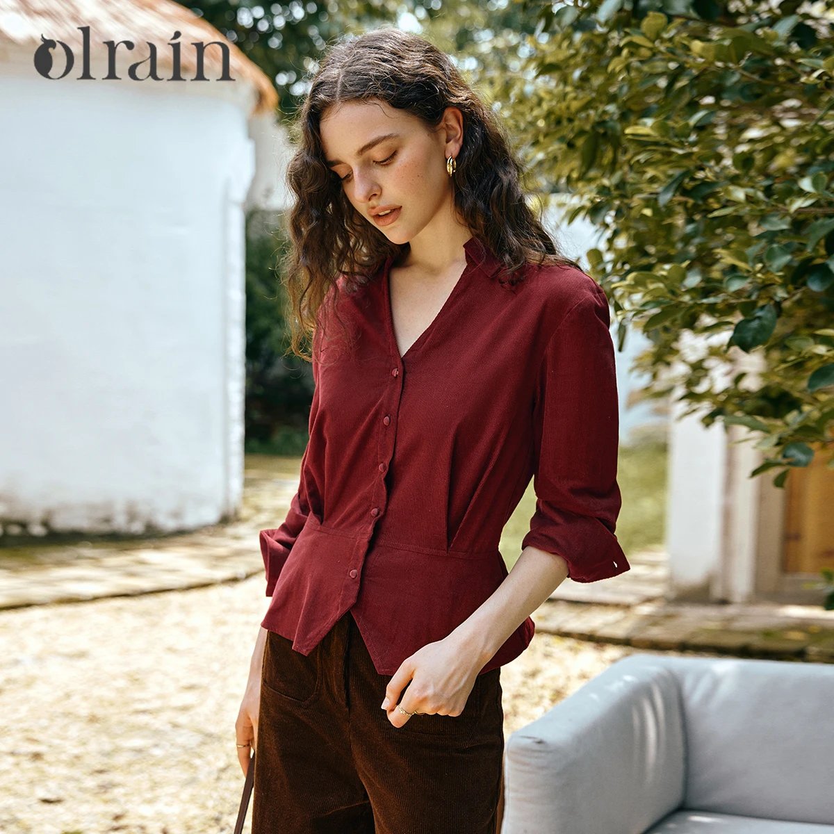 

OLrain Women's New Vintage Burgundy Corduroy Shirt Autumn 2025 Commute V-Neck Tuck Stitching Shirring Details Shirt O57QC000860