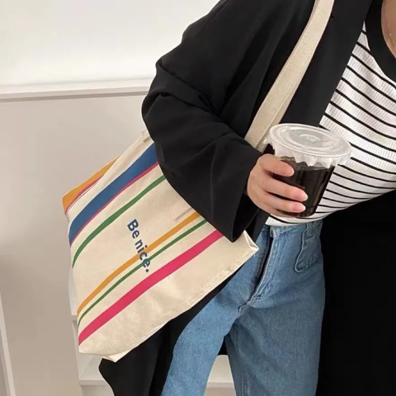 Simple Line One Shoulder Canvas Bag Korean Edition Leisure Art Student Shopping Bag Commuter Computer Handbag