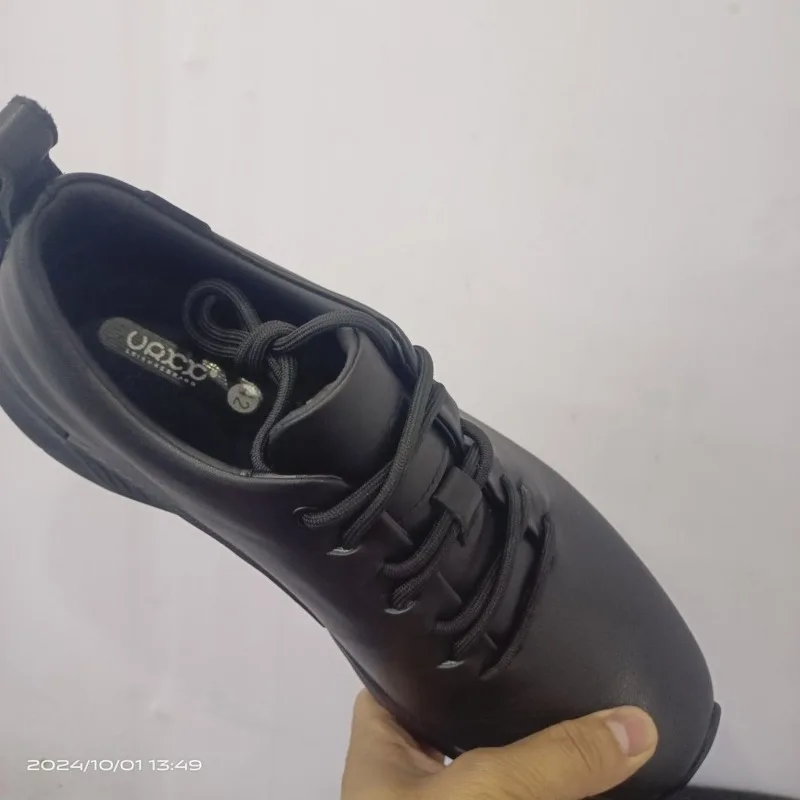 Sapatos de golfe clássicos para homens de couro preto tênis de ginásio dos homens anti-deslizamento treinamento de golfe homem sapato esportivo de boa qualidade