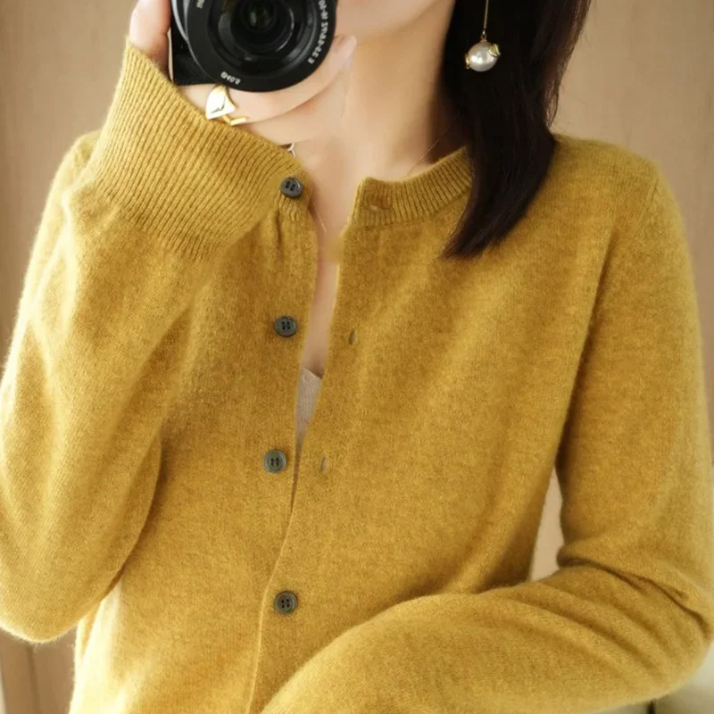 Autumn Winter Round Neck Women Sweaters Classic Basic Solid Knitted Tops Cardigan Pullover Korean Version Sweaters Soft Clothes