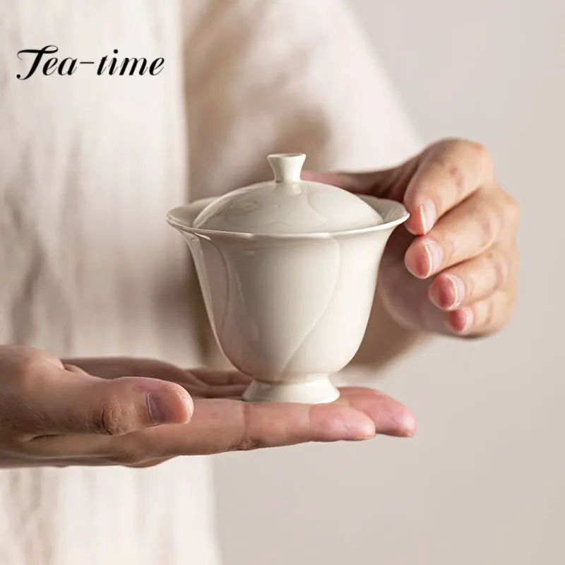 90ml Chinese Ding Kiln White Ceramic Flower Mouth Gaiwan Retro Tea Lid Set Tea Tureen Tea Making Cover Bowl Teaware Craft Gifts