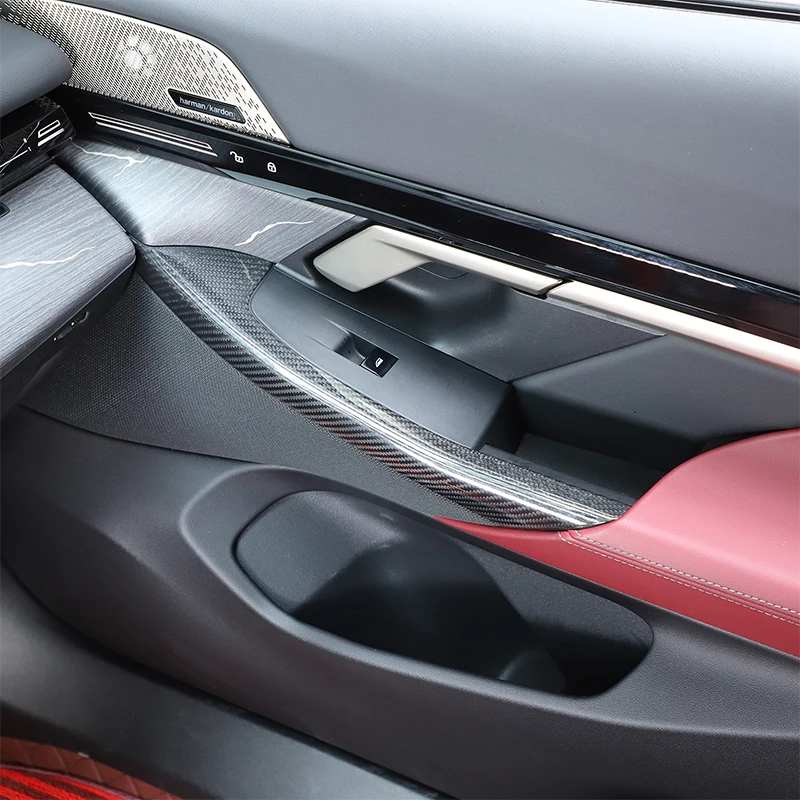 لسيارات BMW 5 Series G60 2024-2025 + ألياف الكربون الحقيقية تصفيف السيارة الزجاج رفع الإطار الخارجي لوحة ملصق الملحقات الداخلية