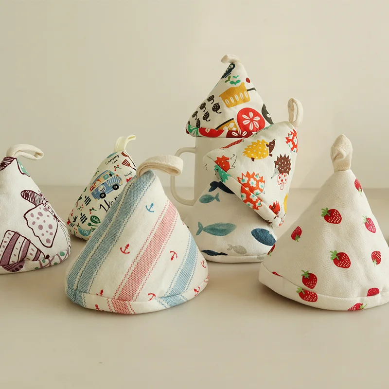 1pcs Heat Resistant Triangle Pot Cover  Enamel Pot Handle Cover Oven Mitts Microwave Gloves