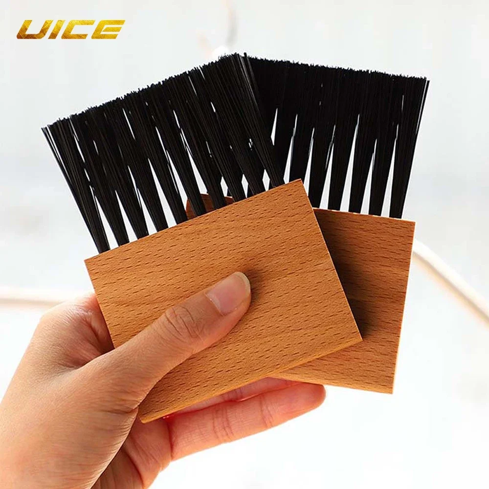 1pc Softball Referee Brushes Home Plate Brush Wooden Handle Baseball Cleaning Brush Umpire Brushes Equipment Sports Supplies