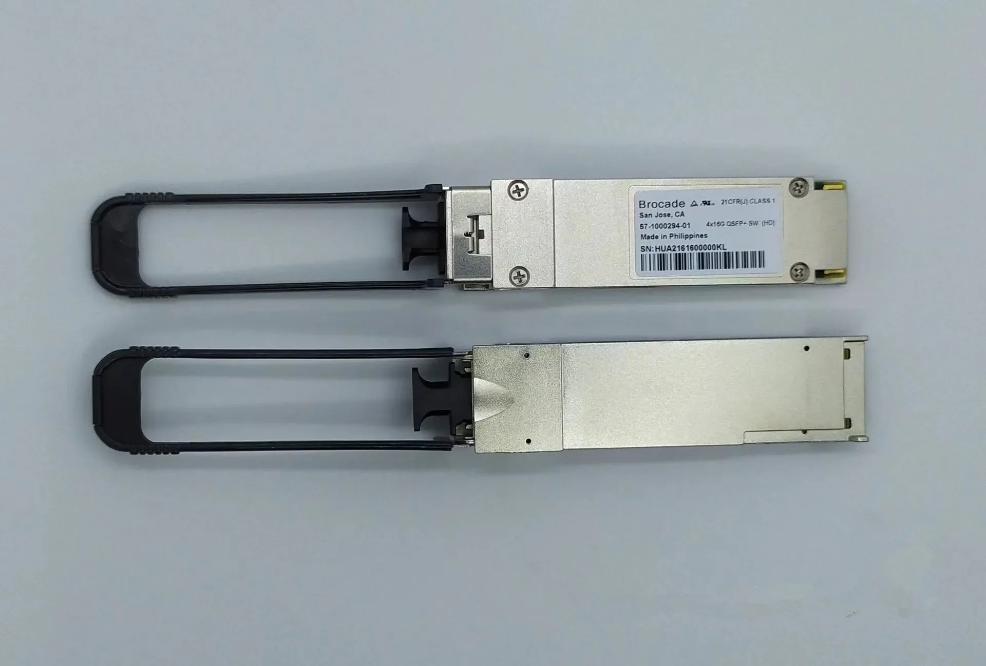 

Brocade Transceiver QSFP 64gb Fiber Module 57-1000294-01 57-1000294-02 4*16G QSFP+ SW MPO 100M 64G Fiber Switch