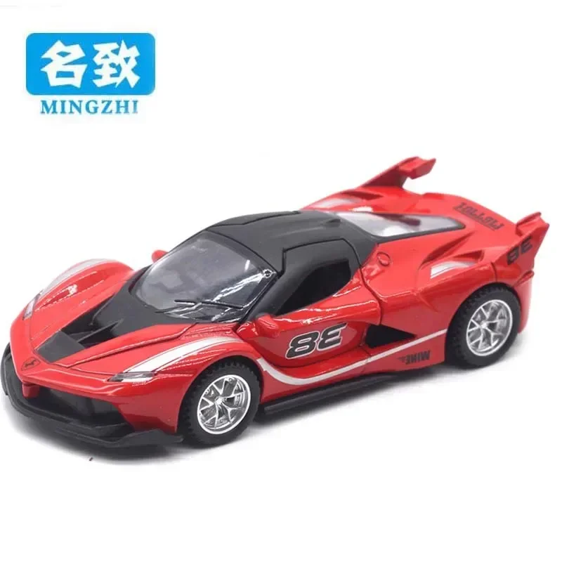 1:36 Ferrari Cool Alloy Sportwagen Modell Kinderspielzeugauto Dekoration Jungen Spielzeug Geschenk