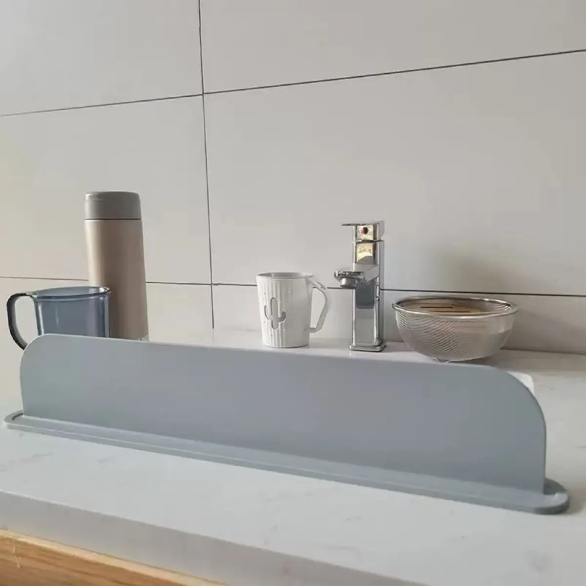 Silicone Sink Baffle Kitchen Splash Guard Household Non Slip Water Barrier For Washing Dishes And Vegetables Adhesive Partition