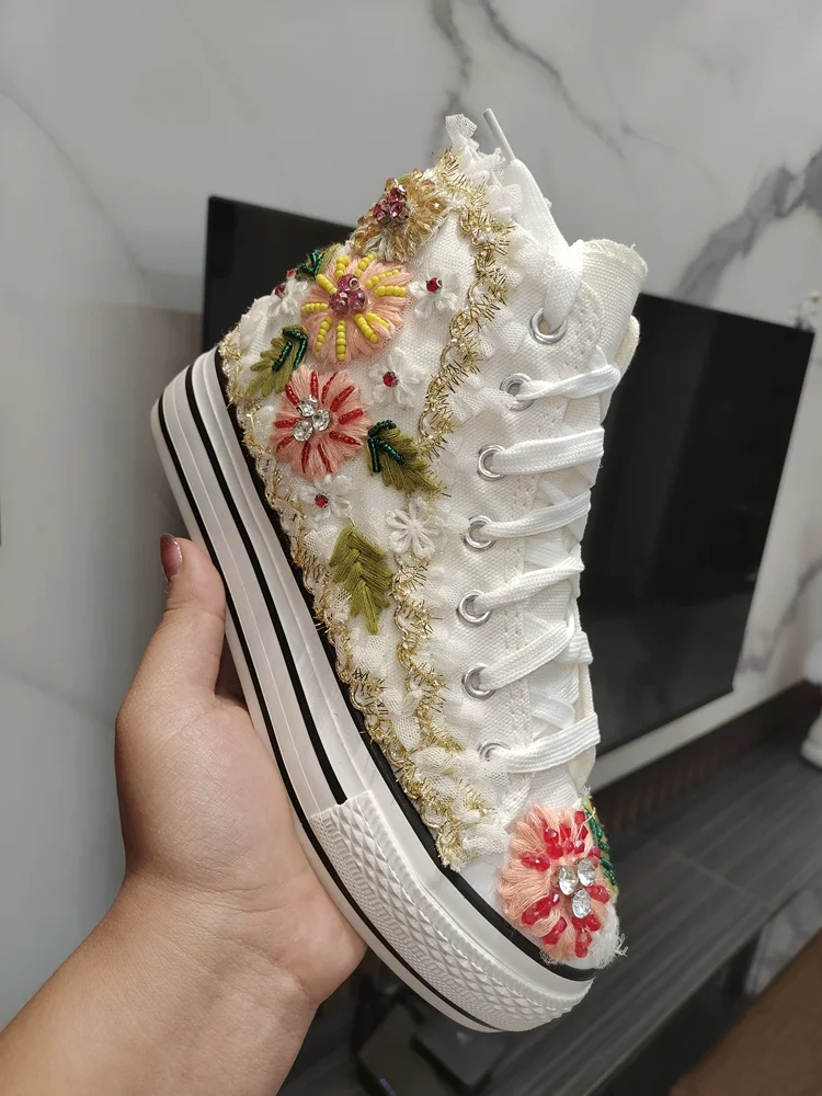 2023 Spring Cute Girls Students High Top Canvas Shoes Cute Handmade Flower Plimsolls Woman Vulcanize Shoes