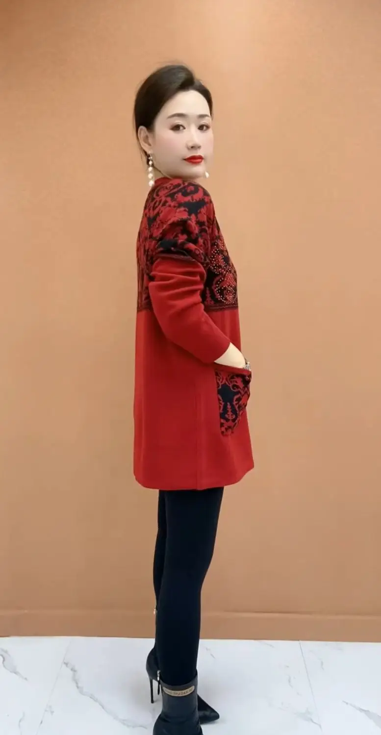 女性用の厚手のベルベットシャツ,ミドル丈のボトム,エスニックスタイルのトップス,大きいサイズ,ゆったりとしたカジュアル,秋冬